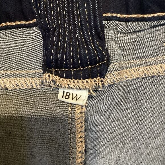 Copper Flash Women's high Rise Denim Shorts Size 18 W Plus size Stretchy Curvy - Picture 4 of 4